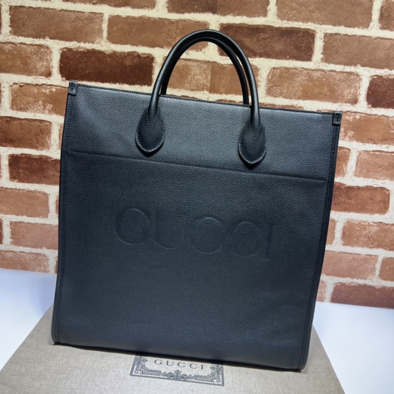 G*u*i shopping bags